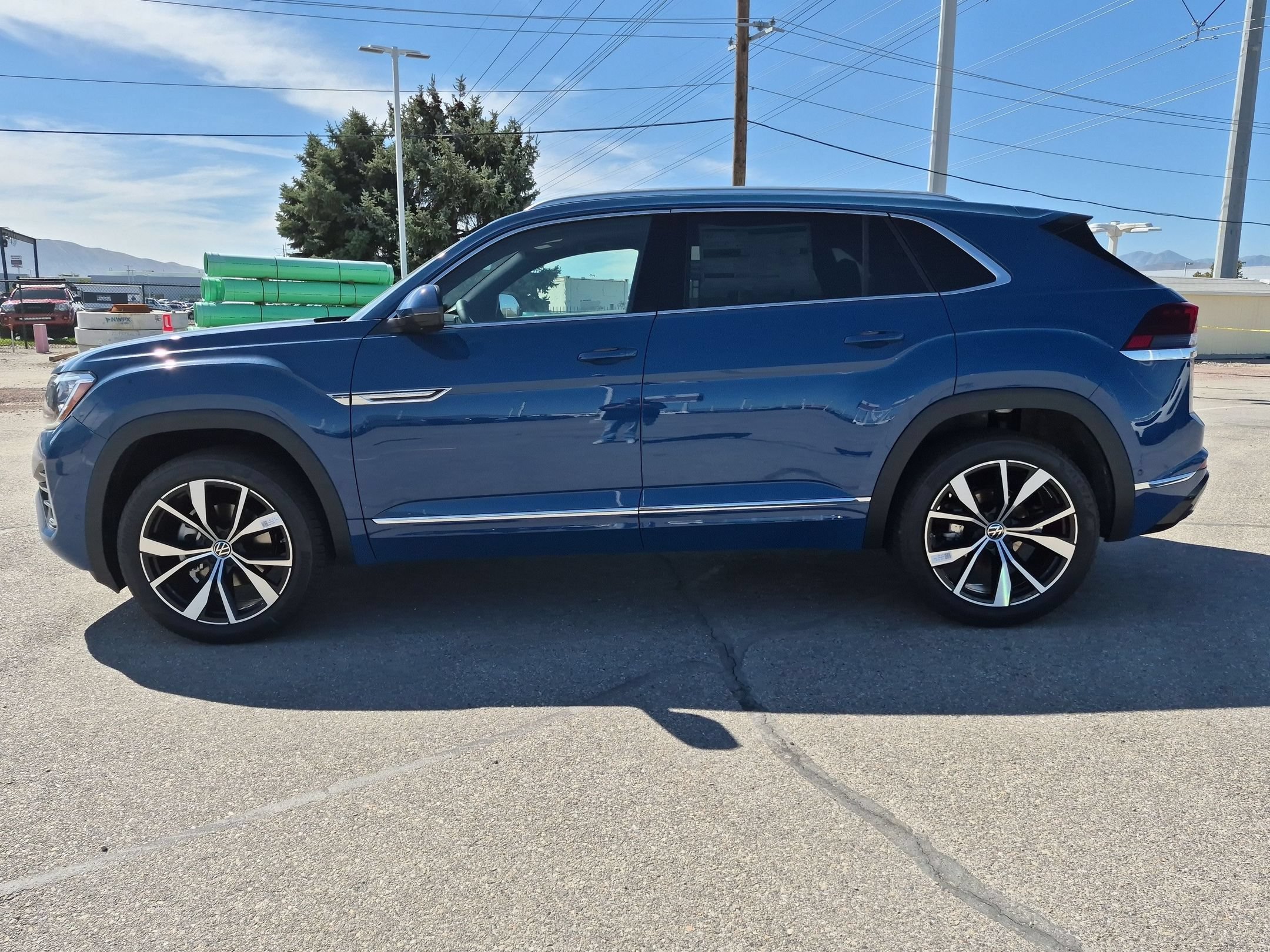 New 2026 Mountain Lake Blue Metallic Volkswagen 2.0T SEL Premium R-Line image 7