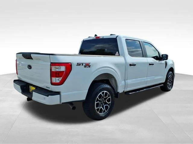 Used 2023 White Ford XL image 8