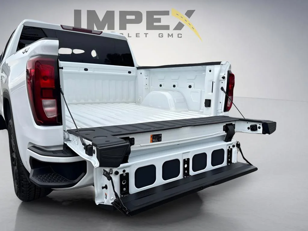 Used 2025 Summit White GMC Elevation image 9