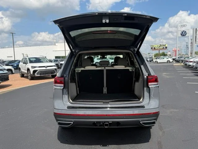 New 2026 Gray Volkswagen 2.0T SE w/Technology image 3