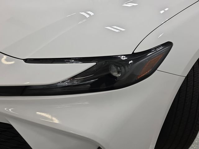 2025 Toyota Camry LE - Photo 24