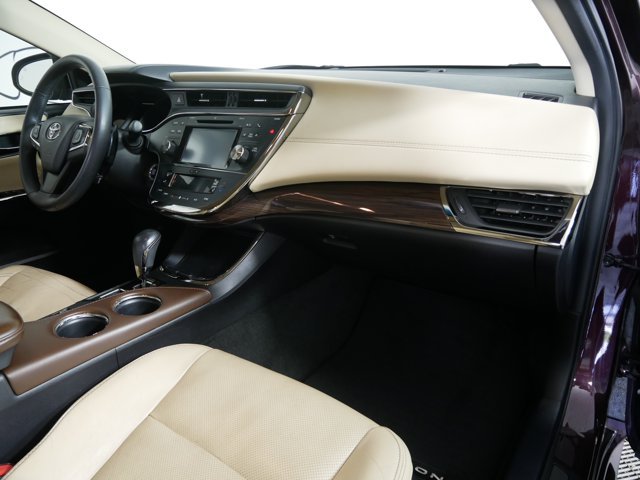 Used 2015 Sizzling Crimson Mica Toyota Limited image 17
