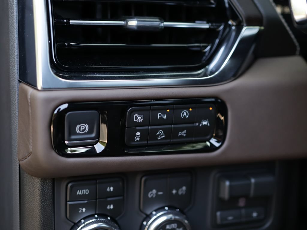 New 2026 Onyx Black GMC Denali Ultimate image 10