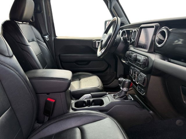 Used 2022 Gray Clearcoat Jeep Unlimited Sahara Altitude image 8