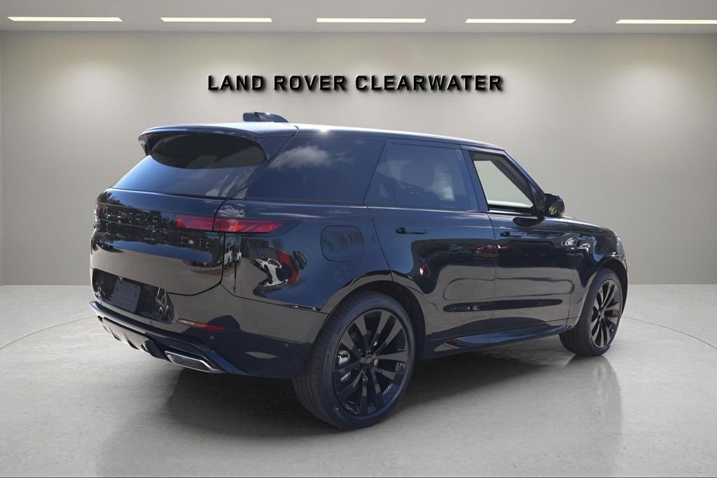 Certified Used 2026 Black Land Rover Dynamic SE image 5
