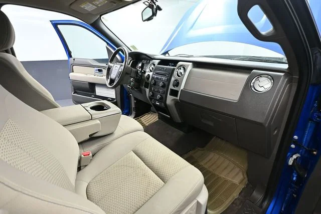 Used 2010  Ford XLT image 38