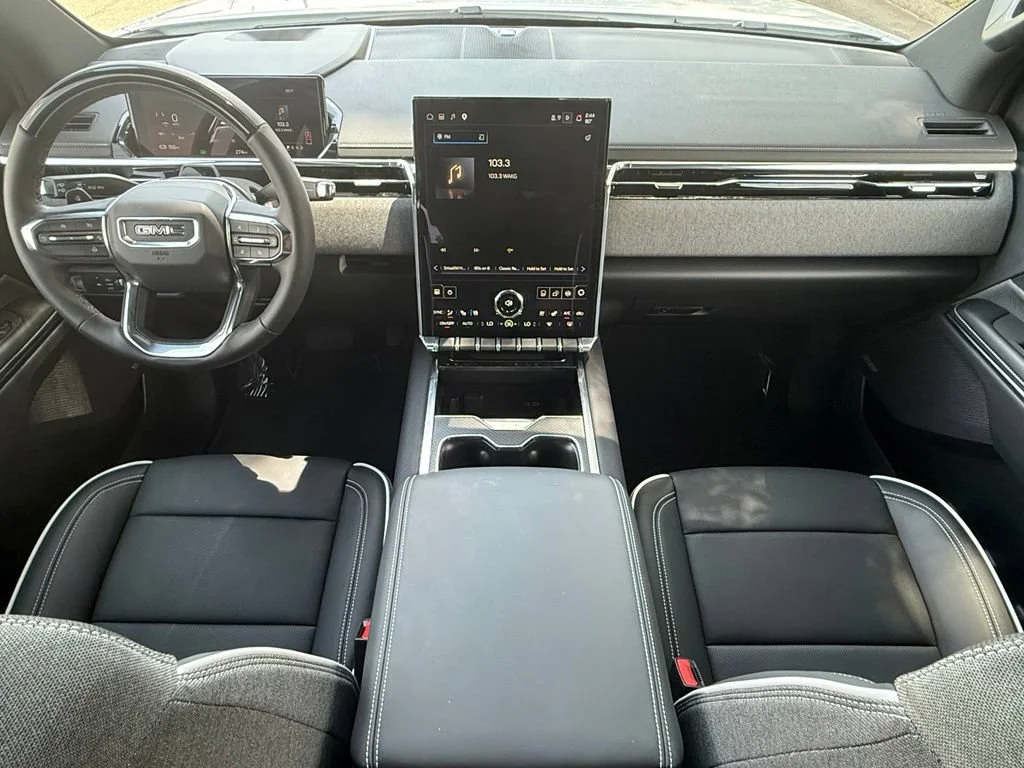 Used 2026 Summit White GMC Elevation Extended Range image 17
