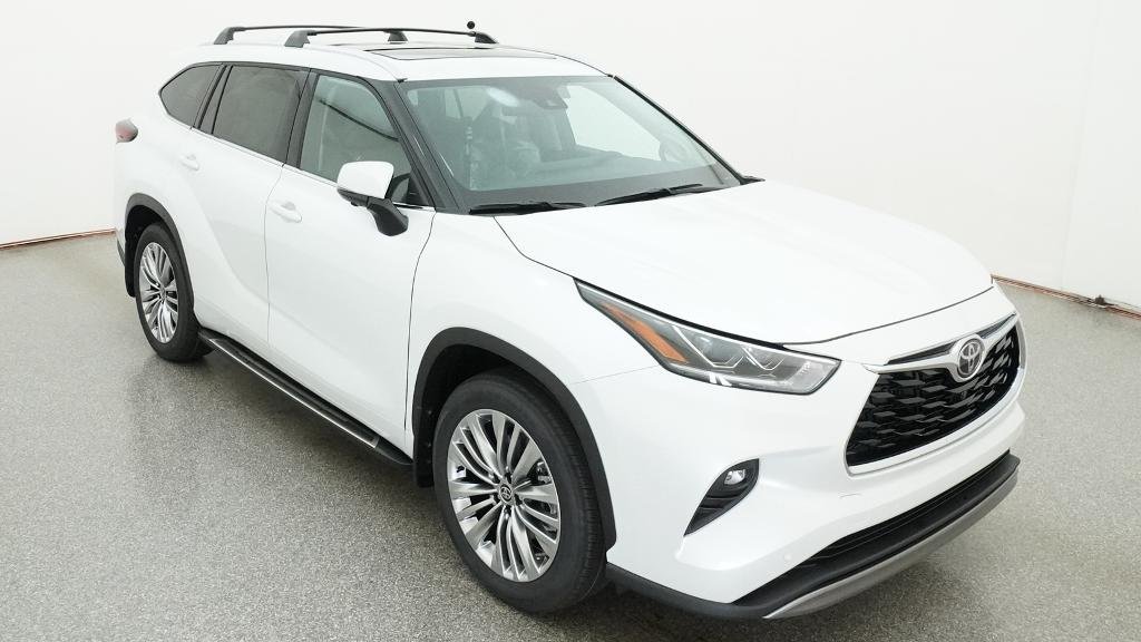 New 2026 Wind Chill Pearl Toyota Platinum image 10