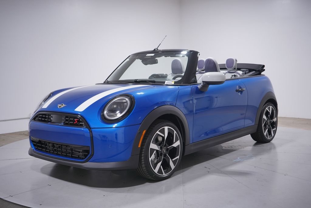 New 2026 Blue MINI Signature Plus image 6