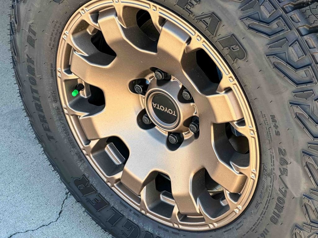 2026 Toyota Tacoma Trailhunter - Photo 9