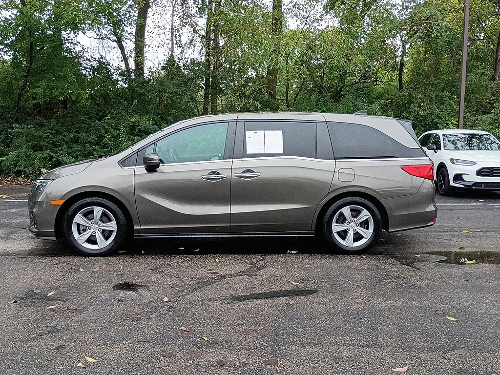 Certified Used 2018 Modern Steel Metallic Honda EX-L w/Navi w/RES image 5