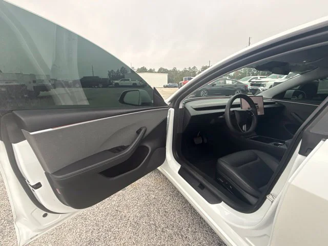 Used 2024 White Tesla Base image 25