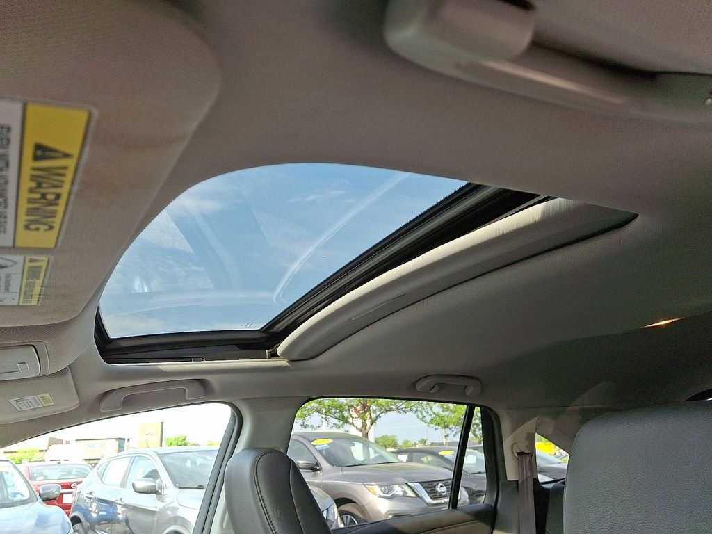 Used 2016 Black Acura Base image 15