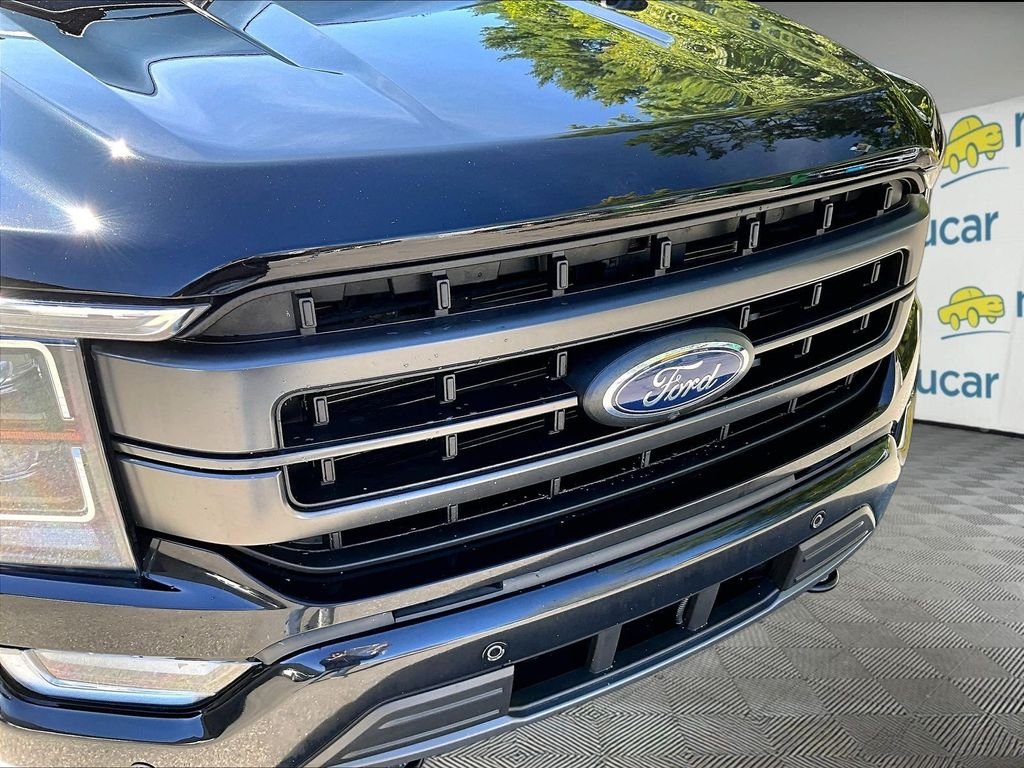 Used 2023 Black Ford Lariat image 33