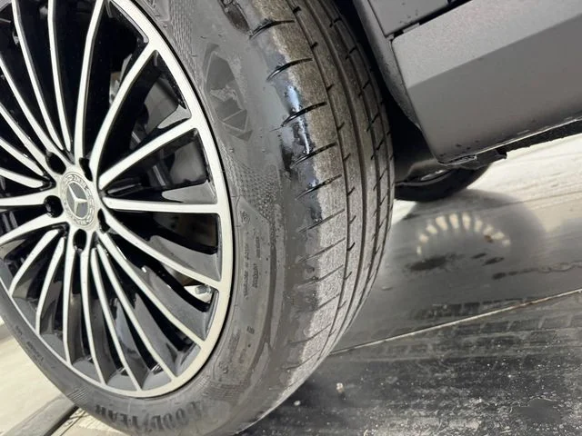 New 2026  Mercedes-Benz GLC 300 image 11