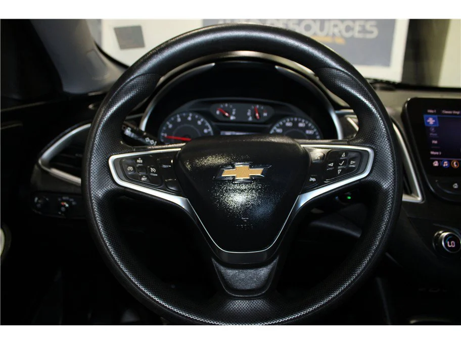 Used 2022 Dark Ash Metallic Chevrolet LT image 23