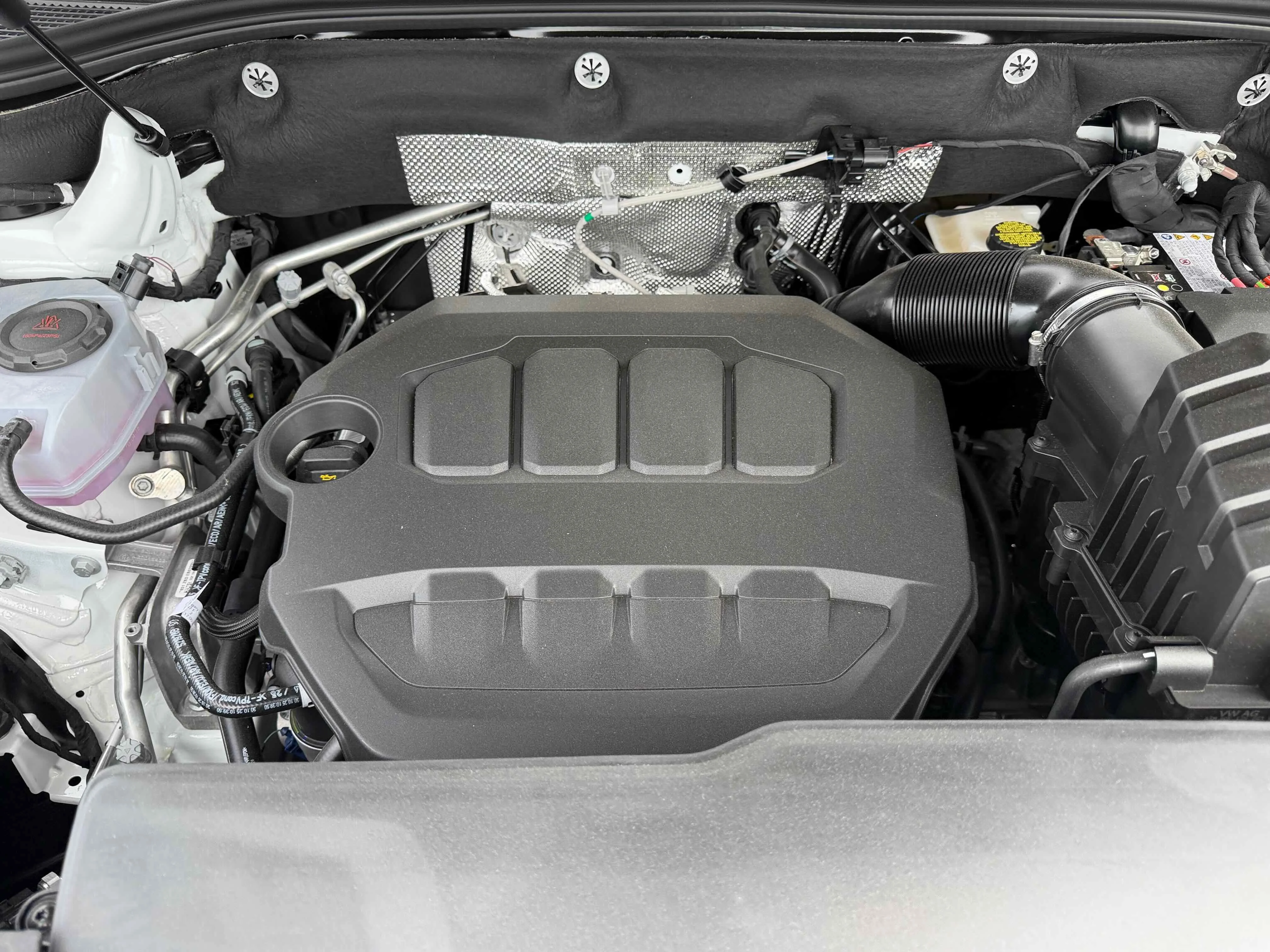New 2026 Pearl Volkswagen 2.0T Peak Edition image 33