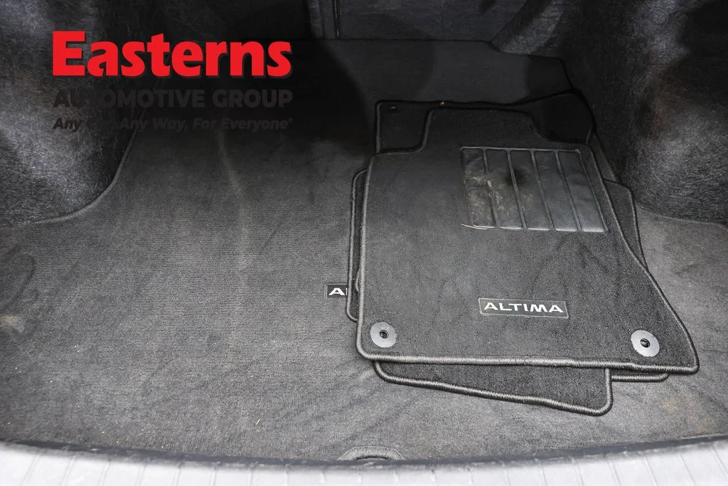 Used 2023 Gray Nissan 2.5 S image 9