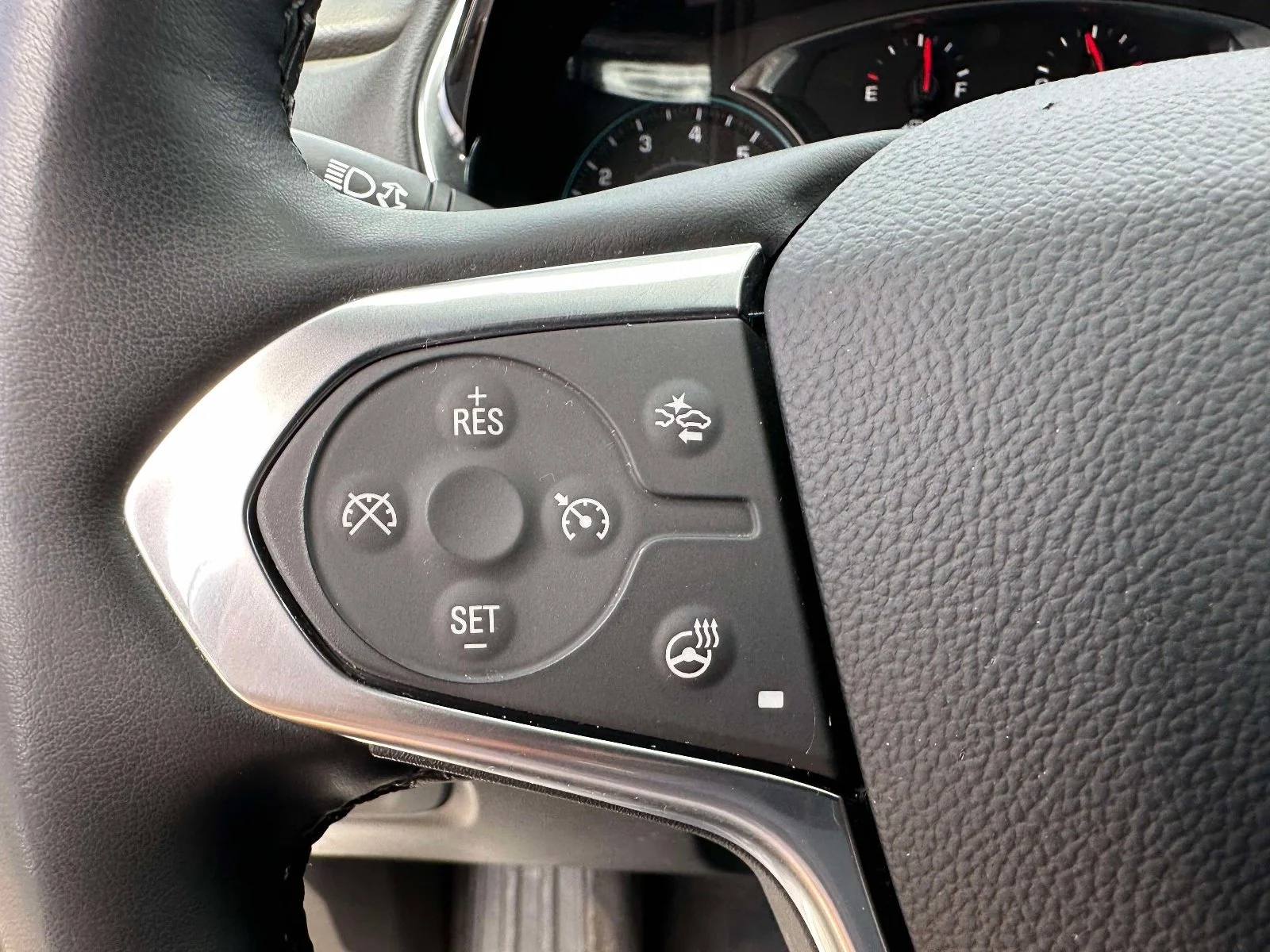 2023 Chevrolet Traverse 3LT - Photo 16