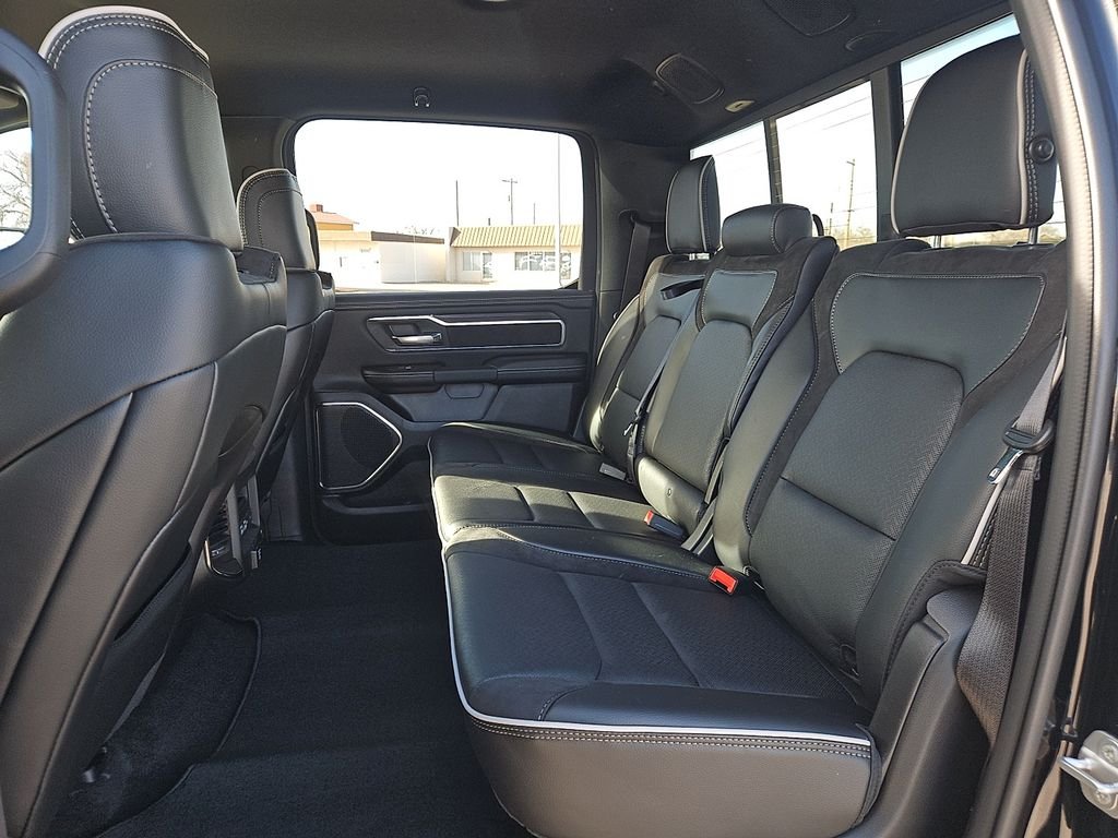 2026 RAM 1500 Laramie - Photo 11