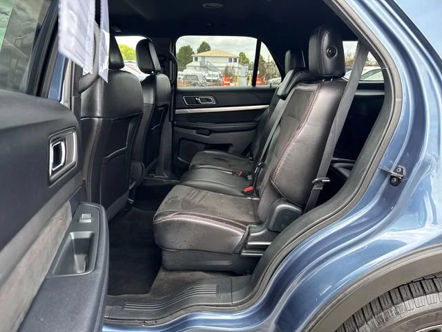 Used 2018 Blue Metallic Ford XLT image 14