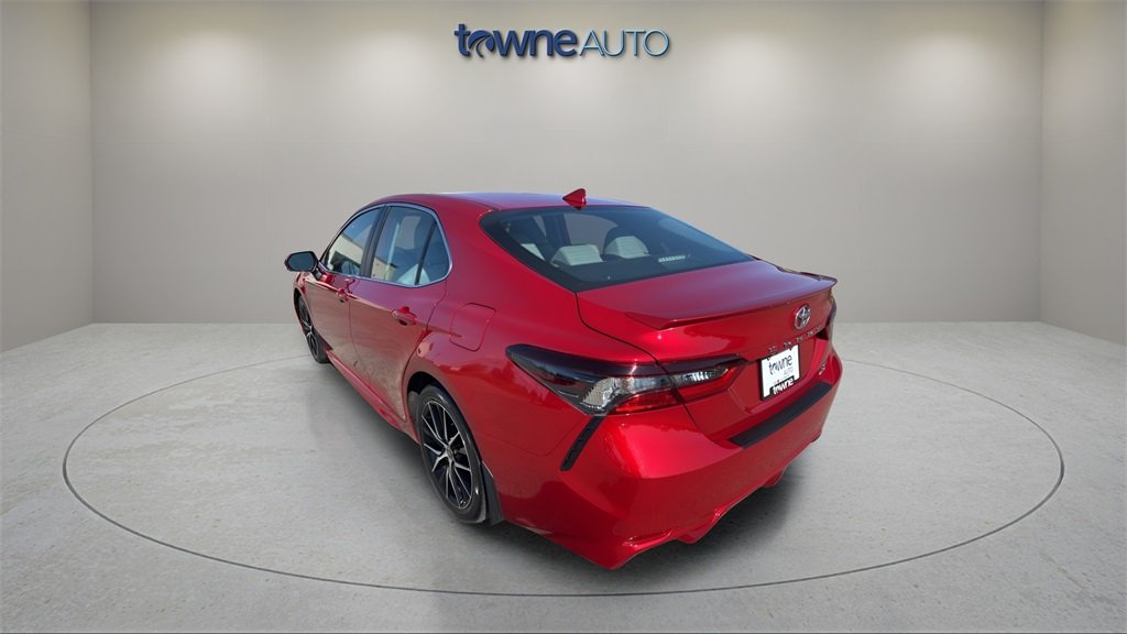 2023 Toyota Camry SE photo 4