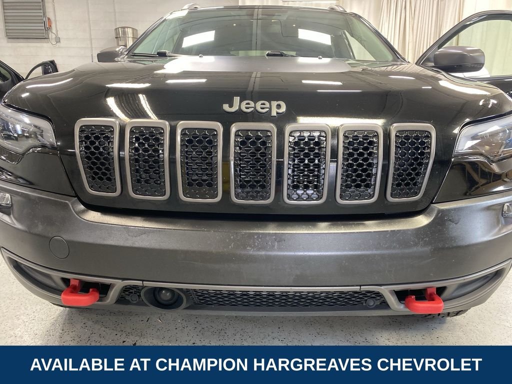 Used 2021 Diamond Black Jeep Trailhawk image 39