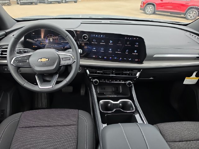 2027 Chevrolet Traverse LT - Photo 8