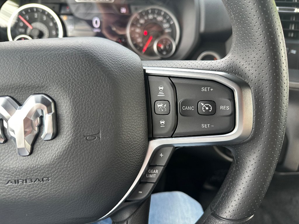 New 2026 Granite Crystal Metallic Clear-Coat Exterior Paint RAM Warlock Hemi 4x4 Crew Cab image 37