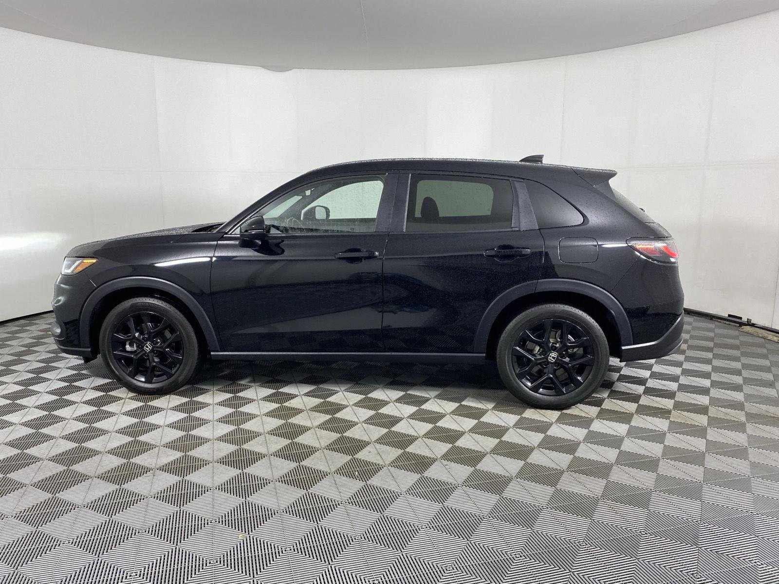 Certified Used 2025 Crystal Black Pearl Honda Sport image 4