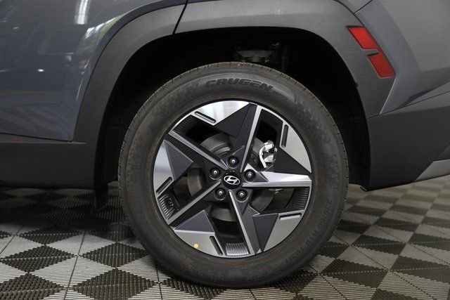 Used 2026 Gray Hyundai SEL Premium image 29