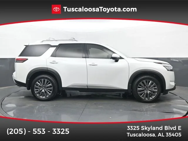 2025 Nissan Pathfinder SL 4WD's photo