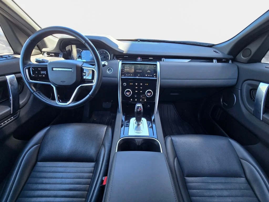 Used 2022 Hakuba Silver Metallic Land Rover SE image 10