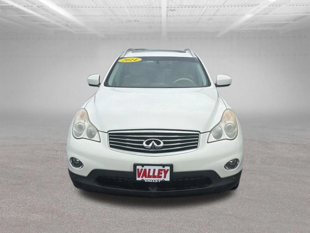 Used 2014 White INFINITI Journey image 2