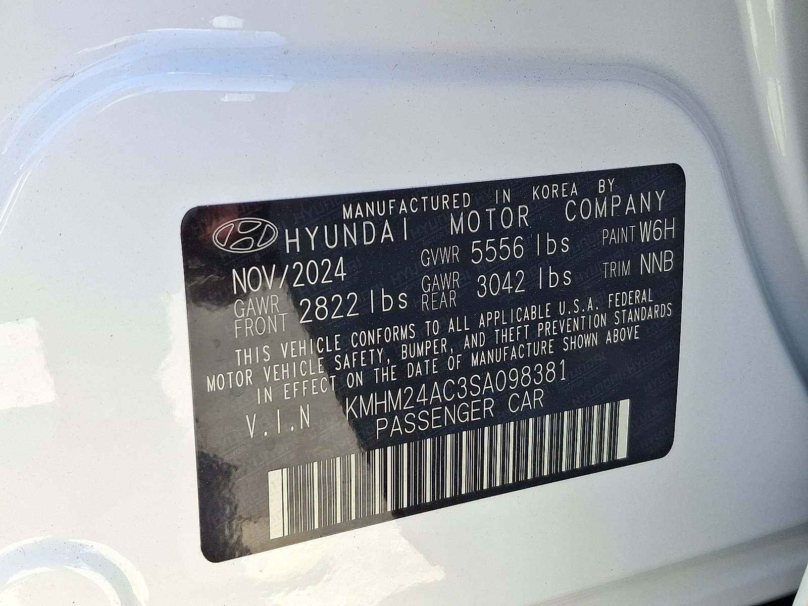 2025 Hyundai IONIQ 6 SE - Photo 21