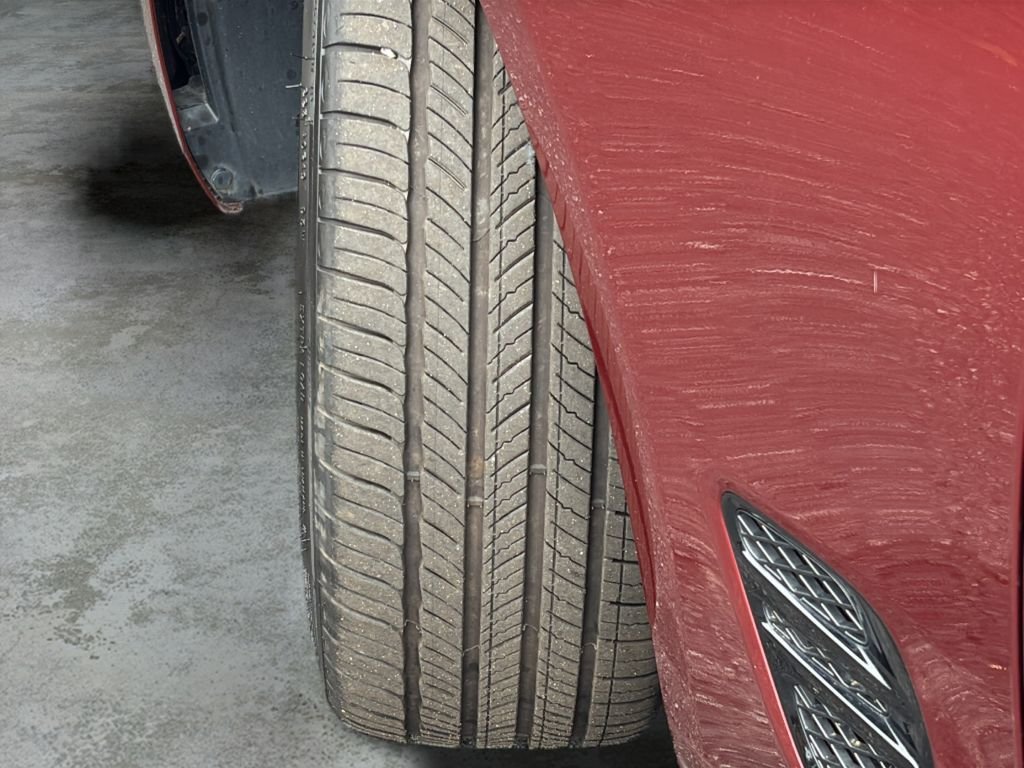 Certified Used 2025 Cavendish Red Genesis 2.5T image 45