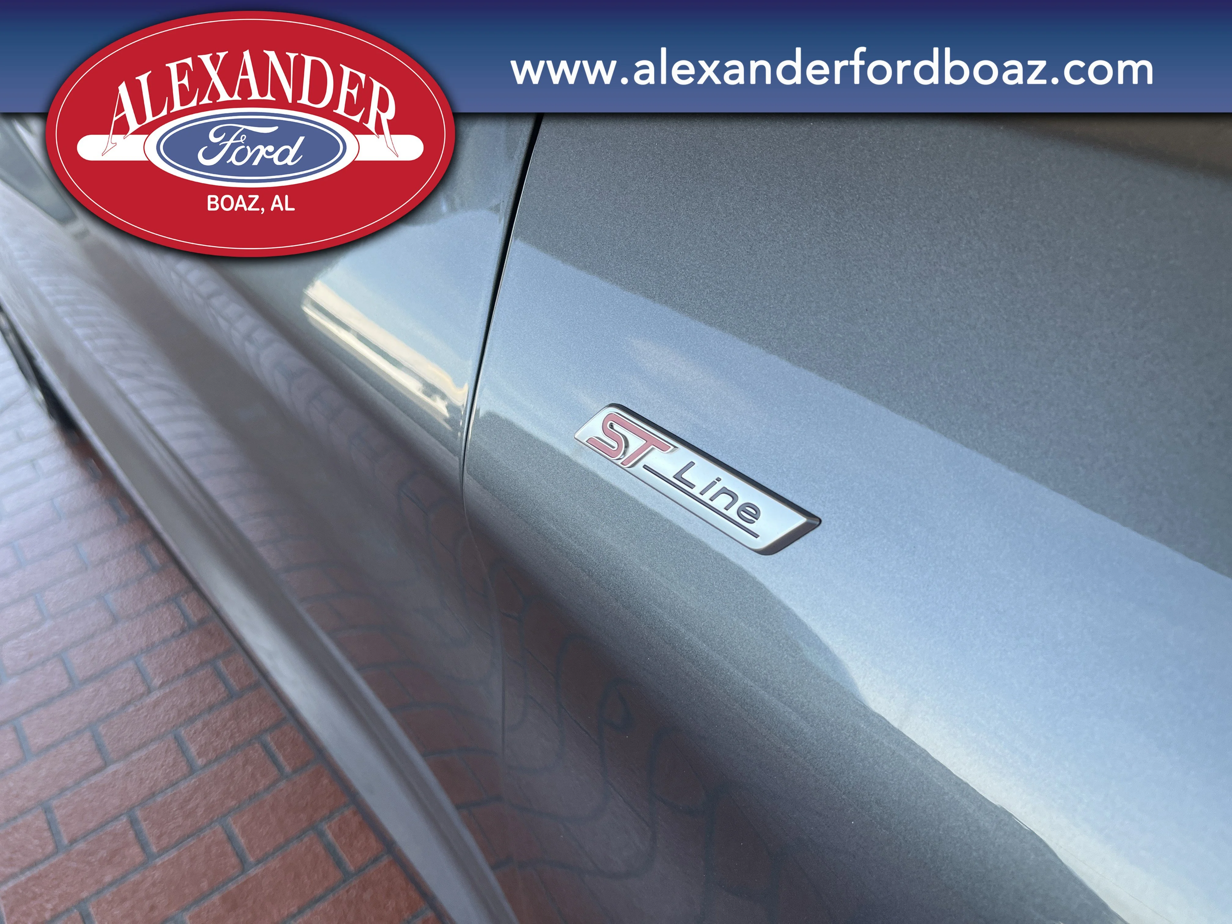 New 2026 Carbonized Gray Metallic Ford ST-Line image 7
