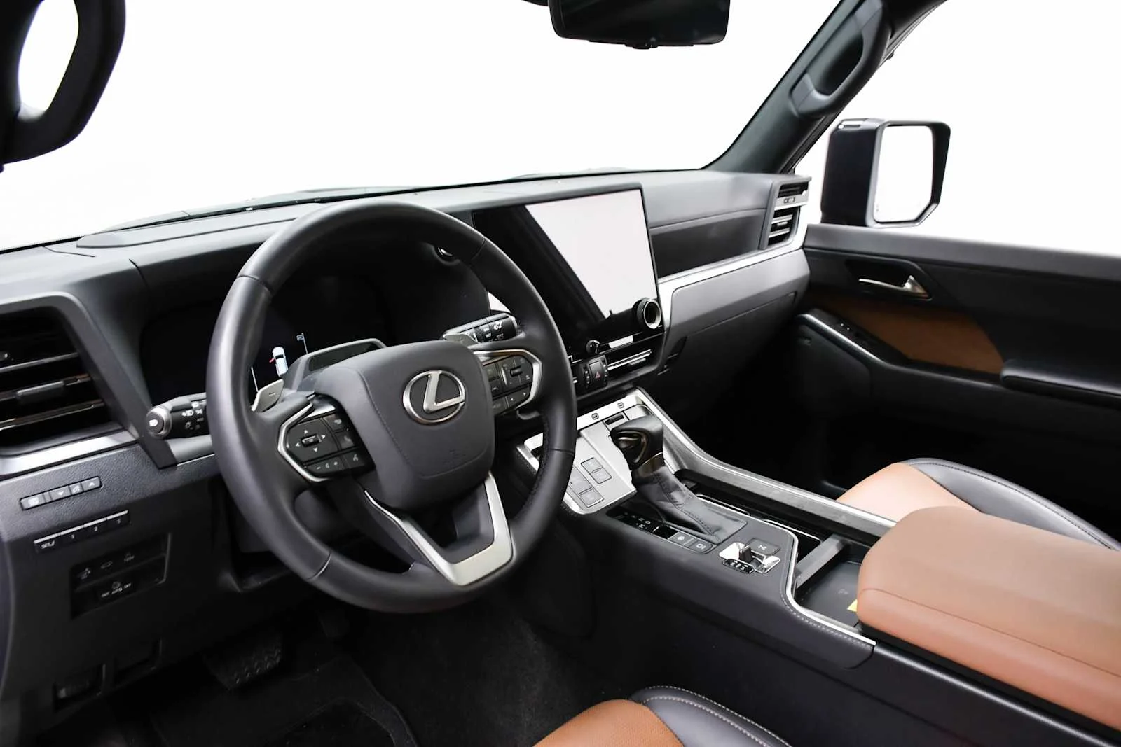 Certified Used 2025 Caviar Lexus Luxury+ image 14