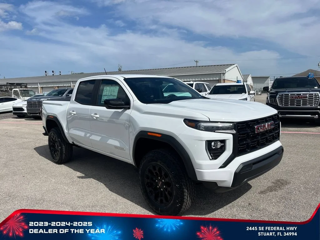 New 2026 Summit White GMC Elevation image 2