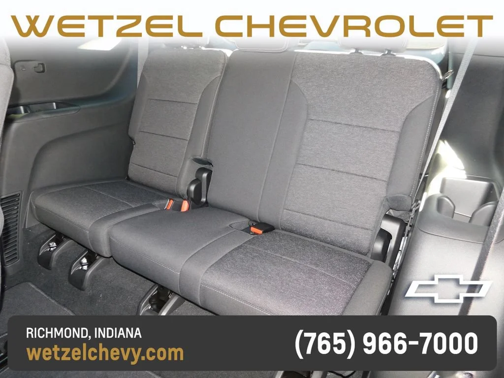 New 2027 Summit White Chevrolet LT image 33