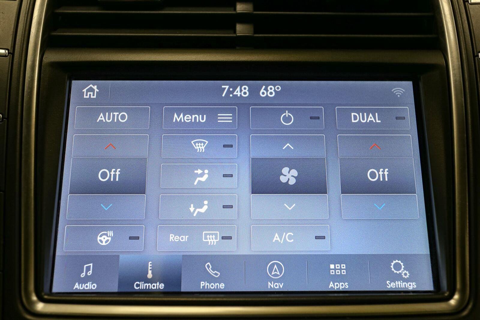 Used 2020 Magnetic Gray Lincoln Reserve image 33