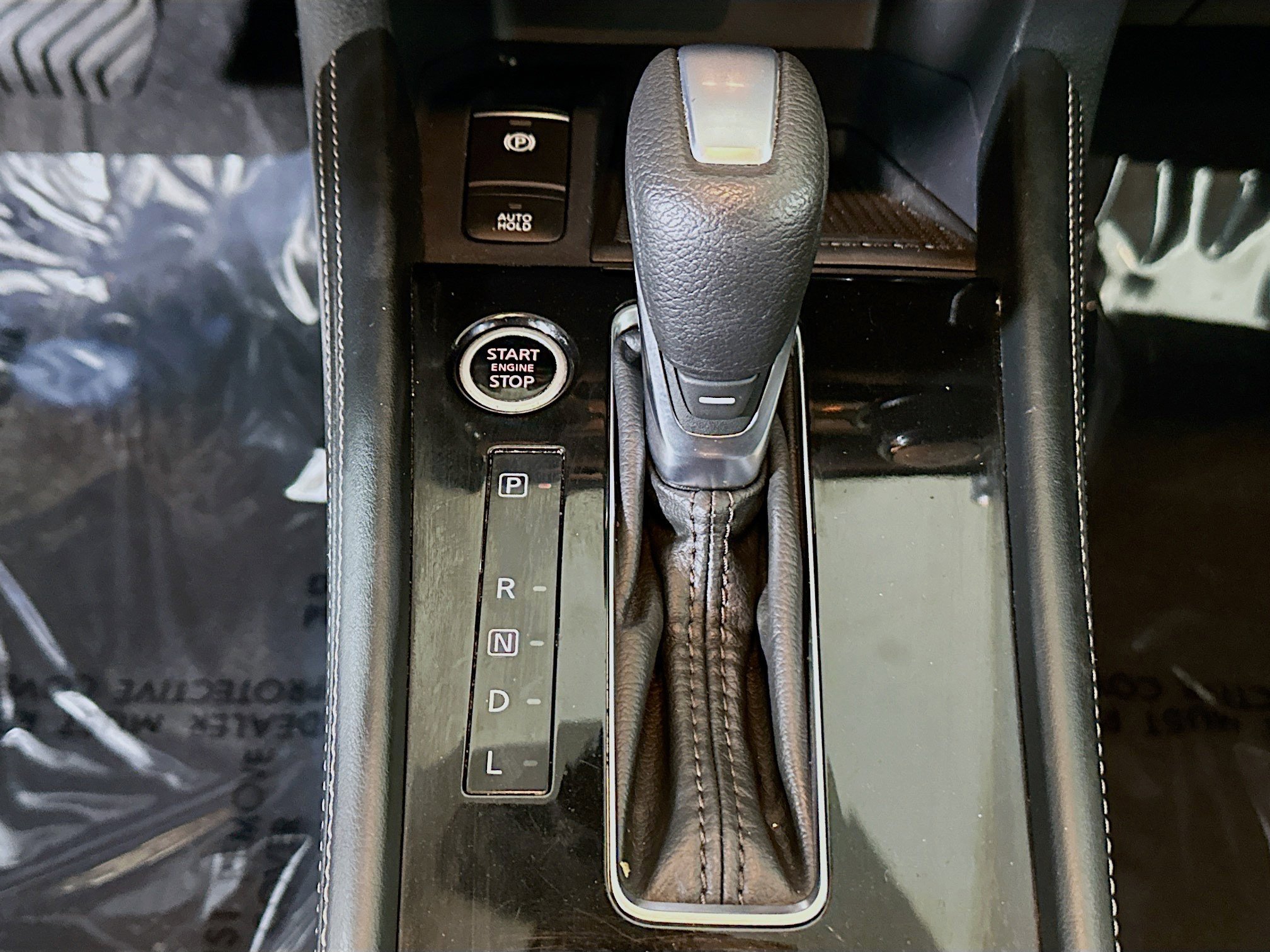 Used 2023 Electric Blue Metallic Nissan SR image 21