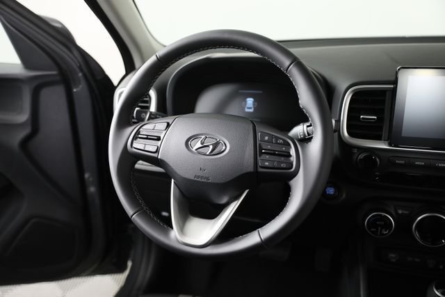 New 2026 Gray Hyundai SEL image 3