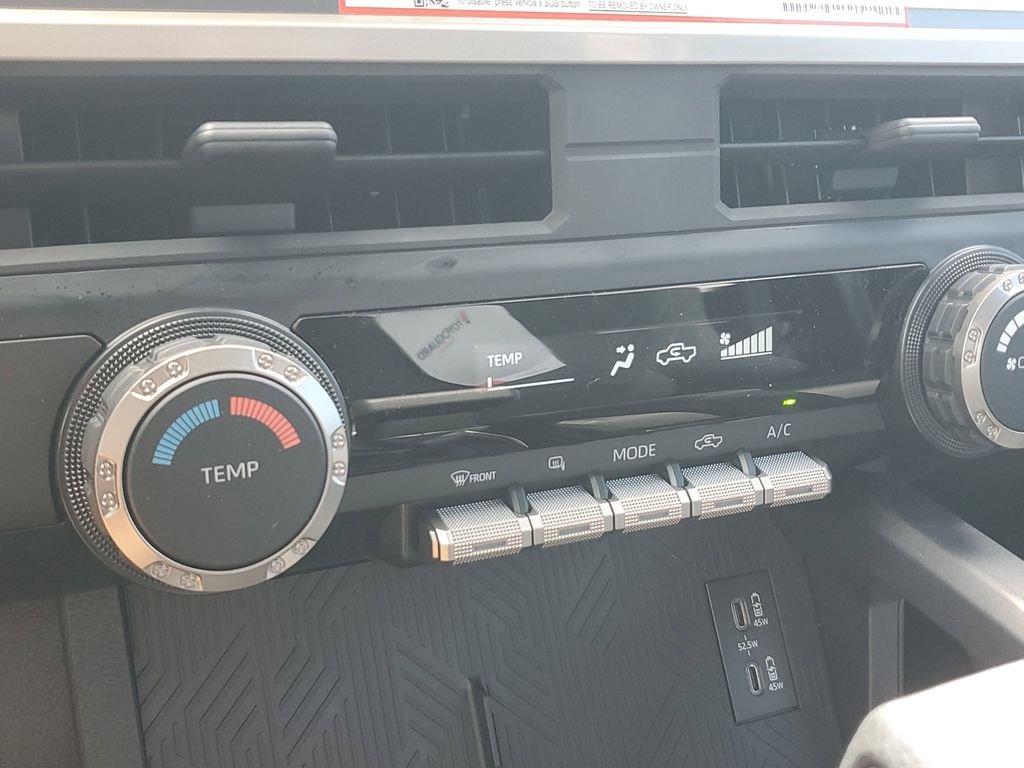 2025 Toyota Tacoma SR5 - Photo 23
