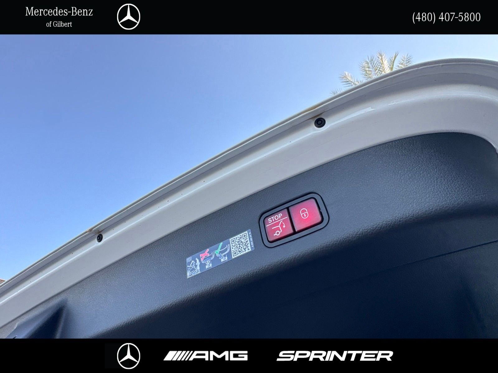 New 2026 Polar White Mercedes-Benz GLC 300 image 9