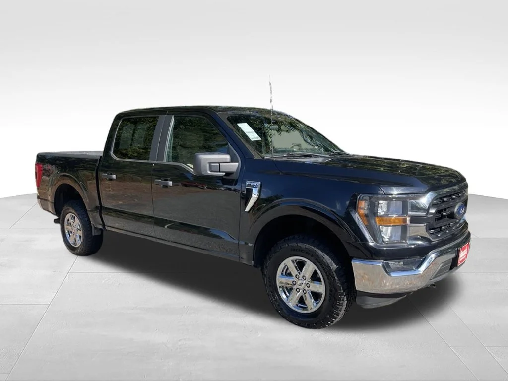 Used 2023 Black Ford XLT image 6