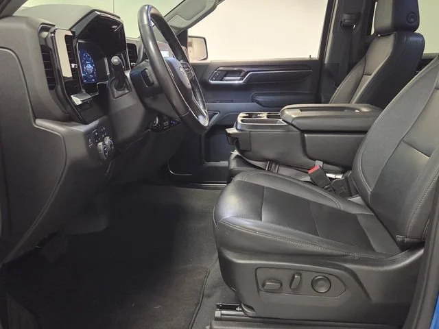 Used 2022 GLACIER BLUE METALLIC Chevrolet LT image 5