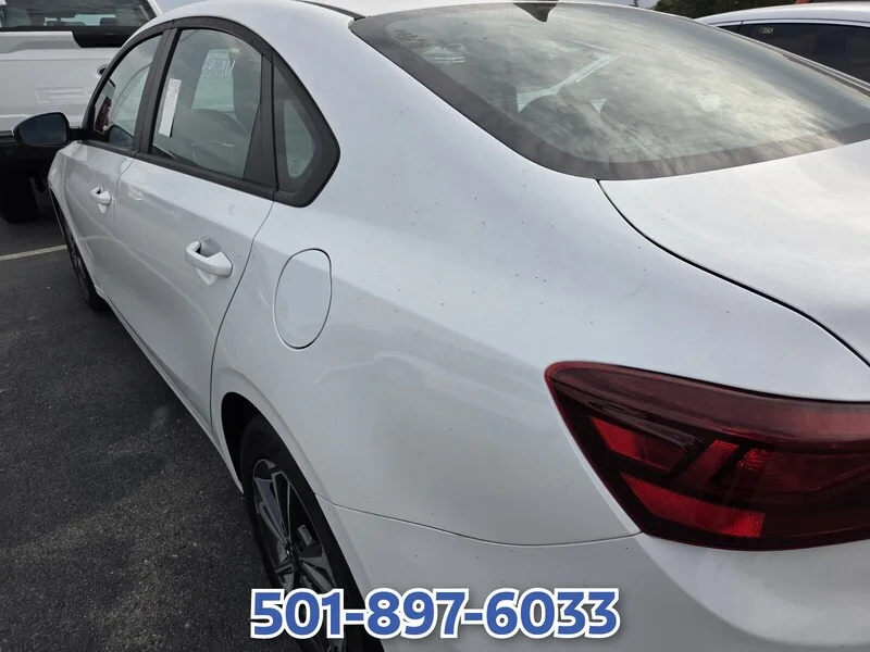 Used 2024 Snow White Pearl KIA LXS image 9