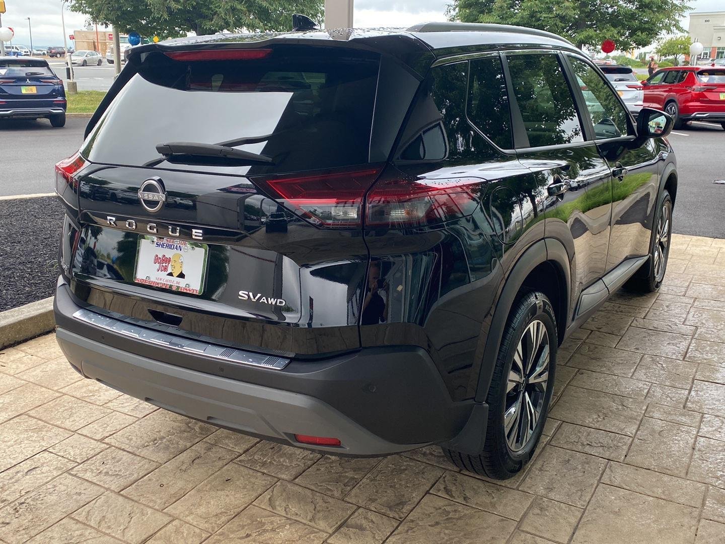 Certified Used 2023 Super Black Nissan SV image 7
