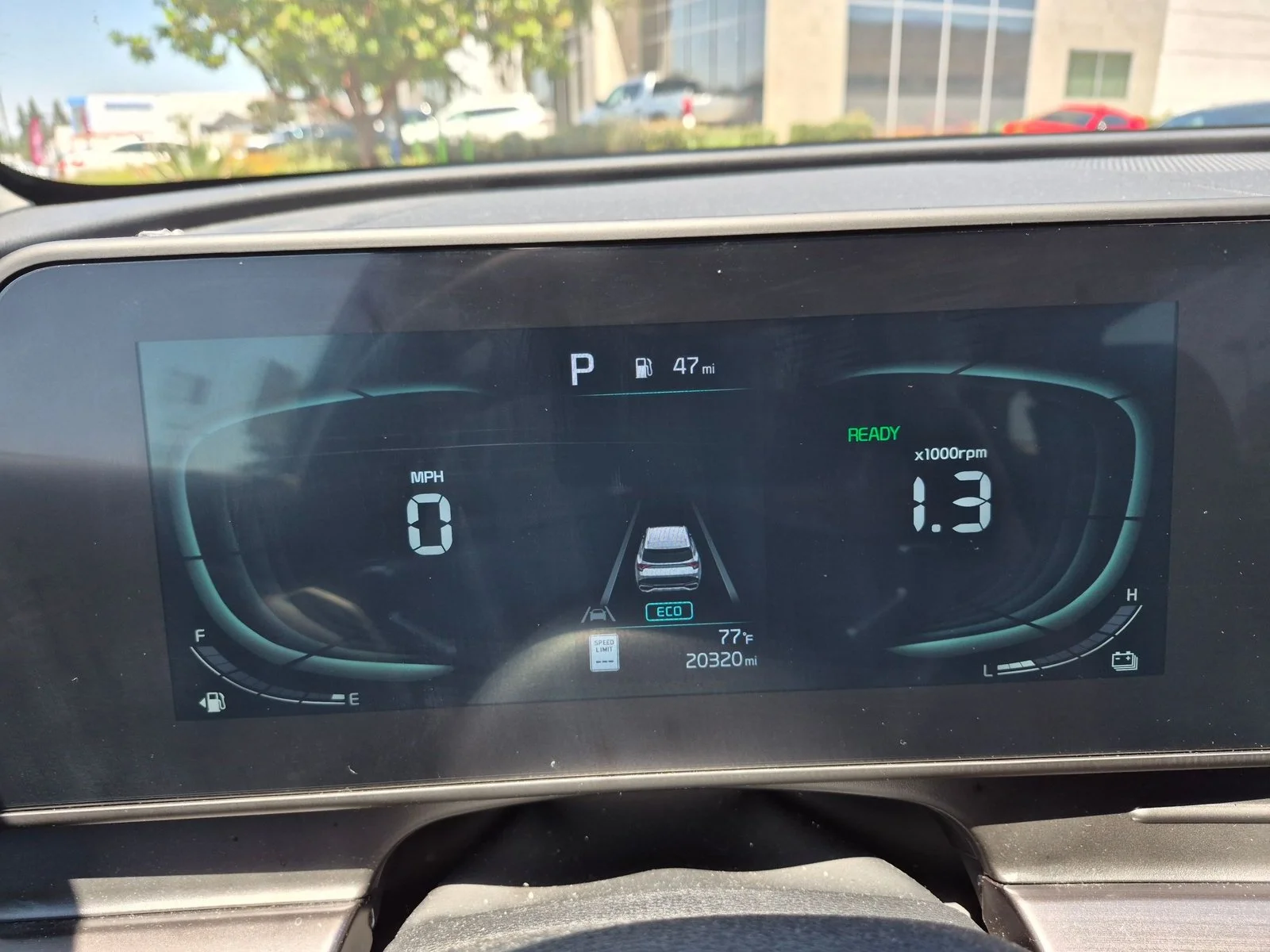 Used 2025 Snow White Pearl Kia EX image 11